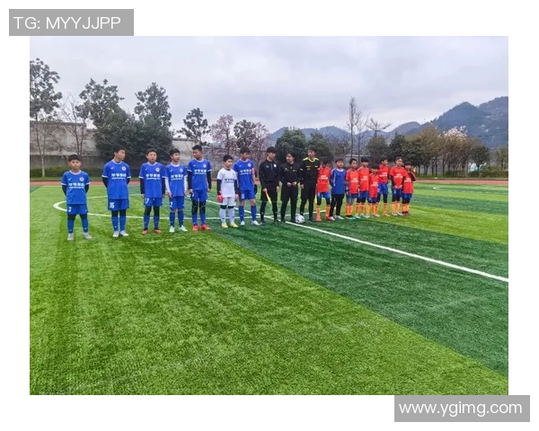 足球明星精彩投球瞬间集锦带你领略球场魅力与技巧的完美结合